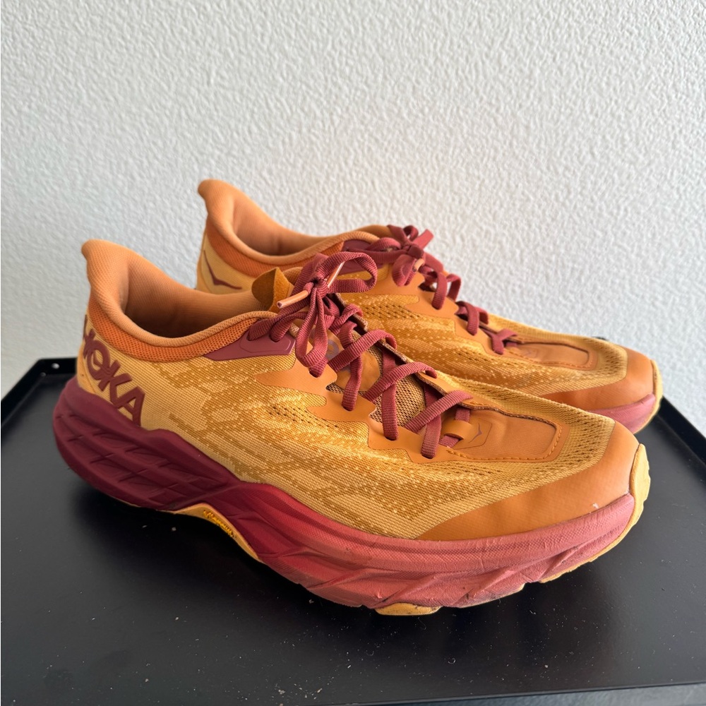 Hoka Women's Speedgoat 5 Sneaker Amber Haze/Sherbet - Picture 5 of 7